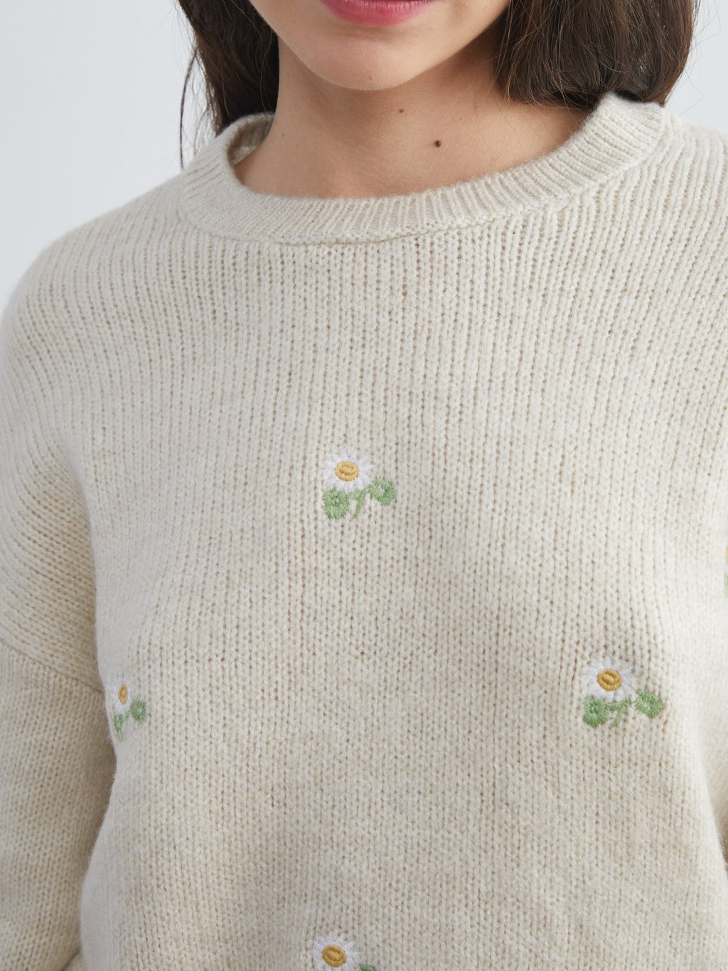 Xside Beige Crew Neck Floral Embroidered Women Knitwear Sweater