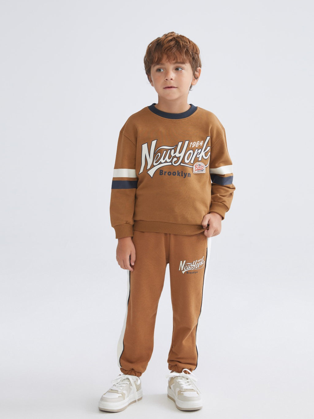 LCW Kids Brown Crew Neck Printed Long Sleeve Baby Boy Sweatshirt