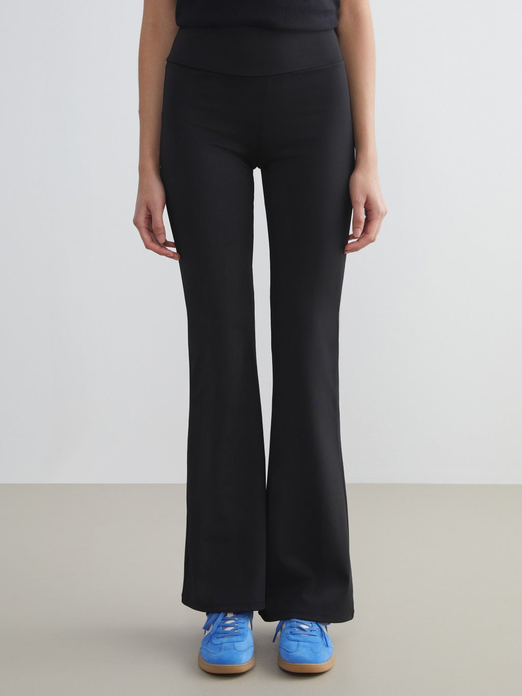 Xside Black Elastic Waist Flared Leg Women Leggings