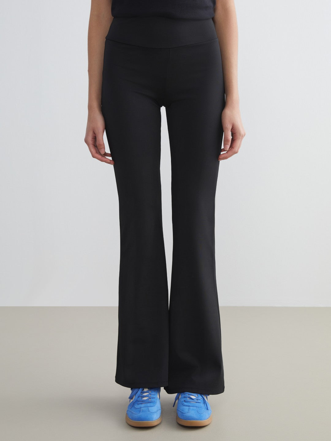 Xside Black Elastic Waist Flared Leg Women Leggings