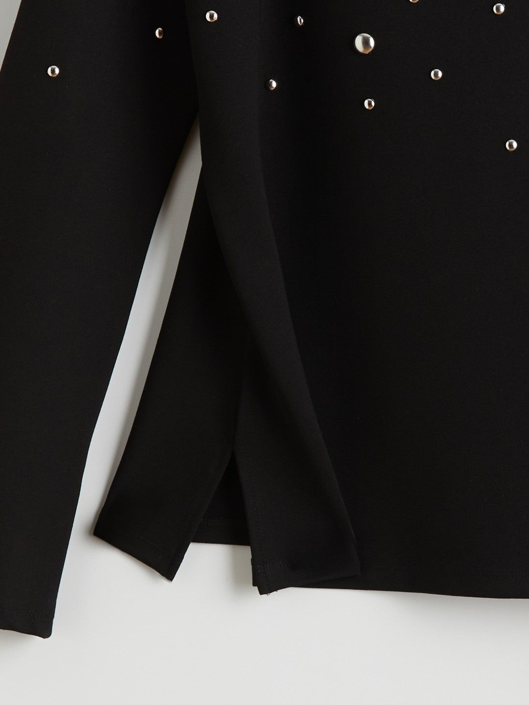 Raşit Bağzibağli X Lc Waikiki Black Stand Collar Metal Applique Women Sweatshirt Tunic