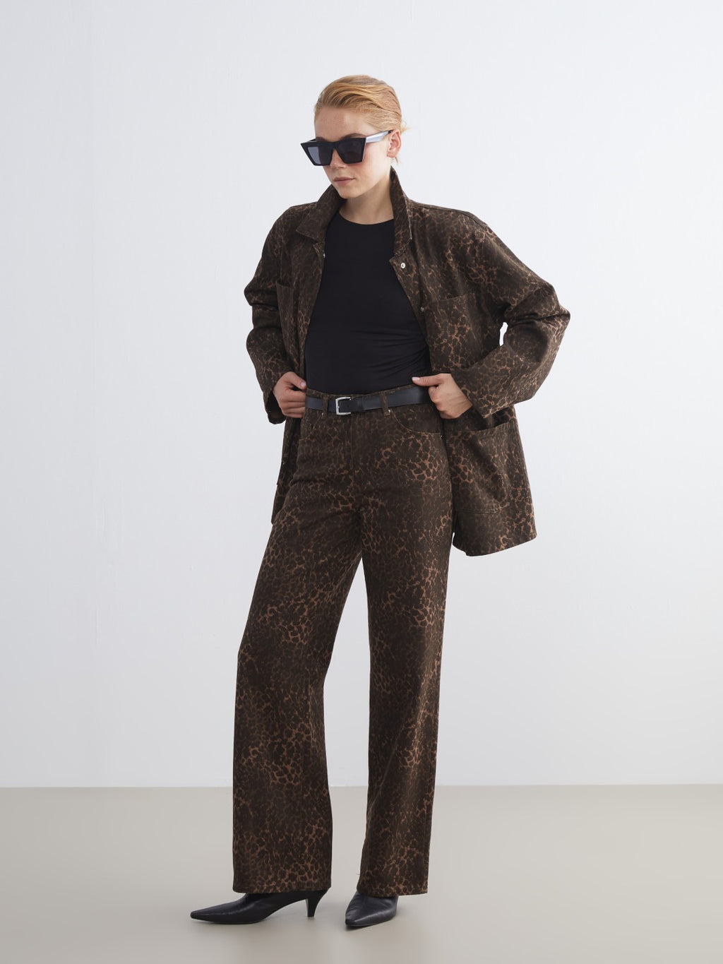 LCW Modest Brown Straight Fit Women Jeans