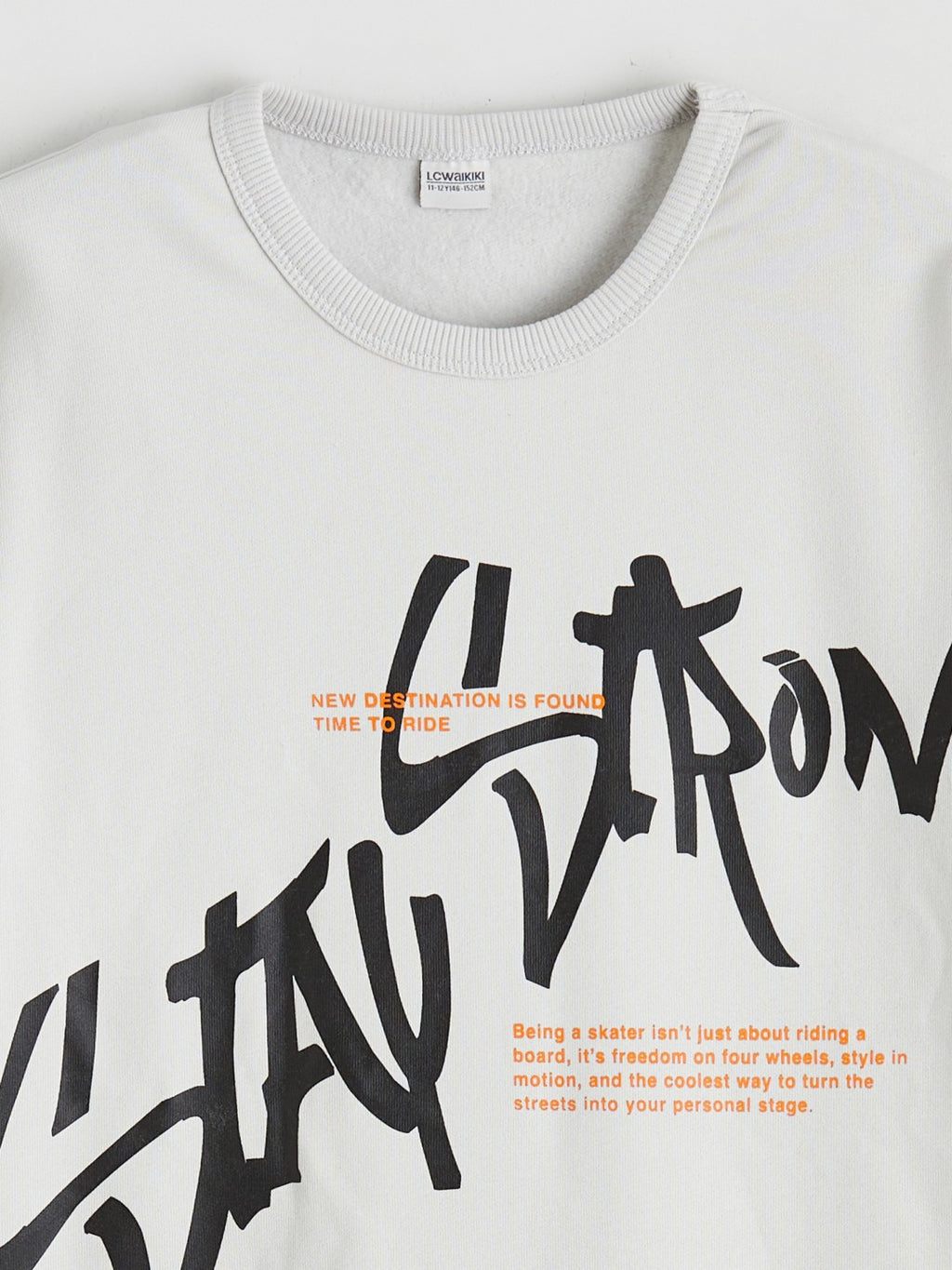 LCW Kids Crew Neck Boys Tracksuit Set