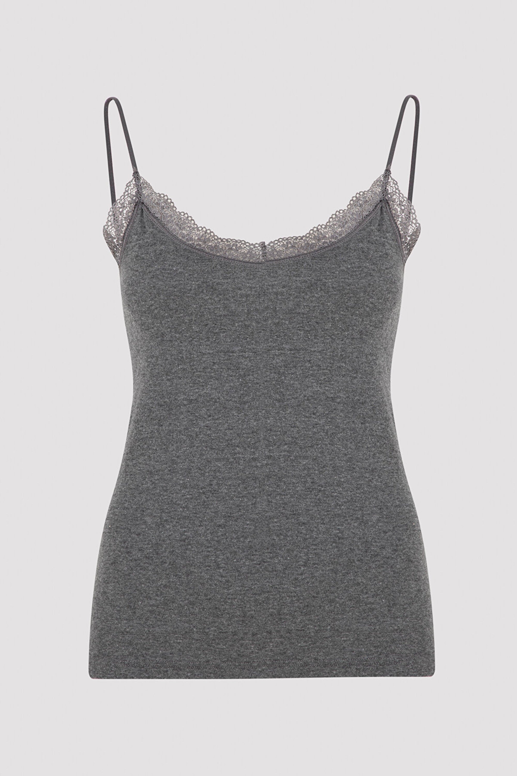 كامي سترابي بيسك (القطعة العليا)