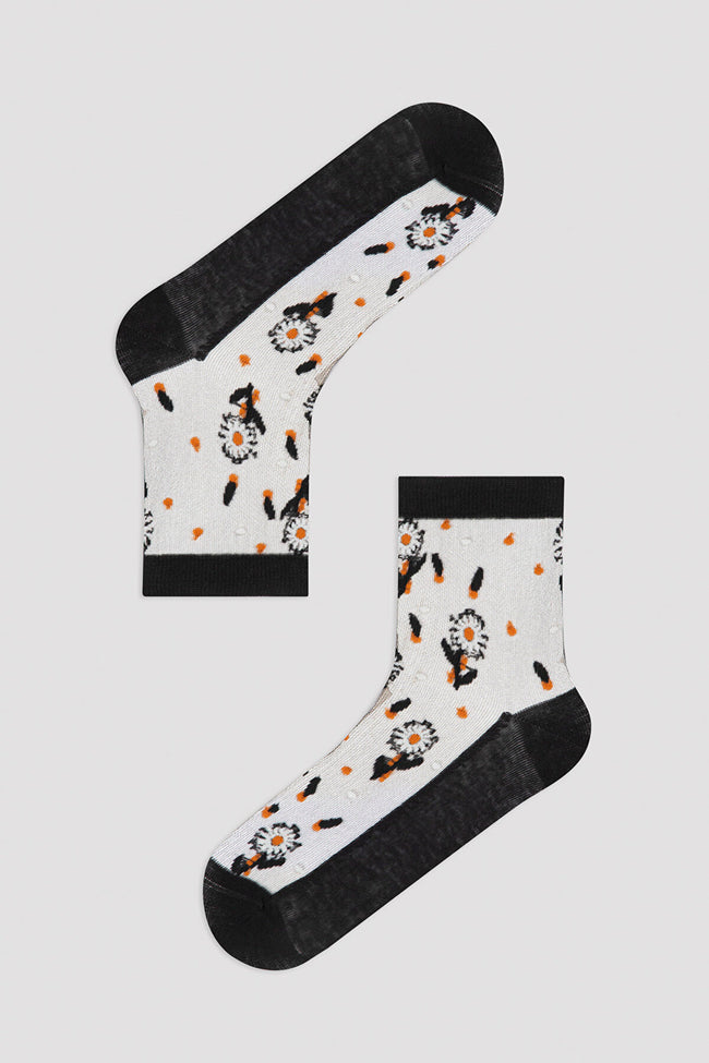 Black Chic Daisy Soket Socks Hover Image