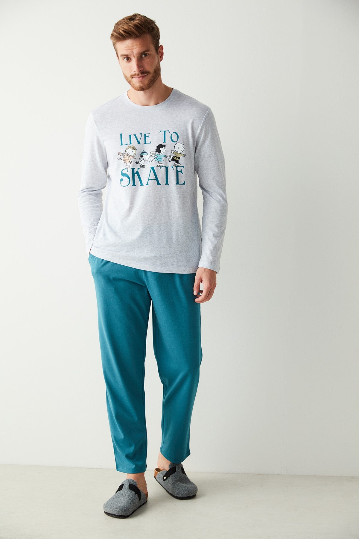 Multi Colour Lic Men Live To Skate Pj Set