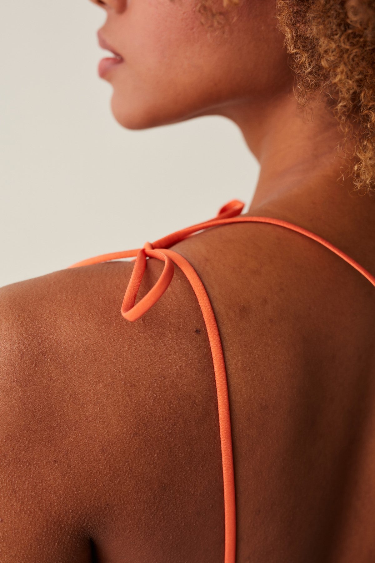 توب قصير مكشكش