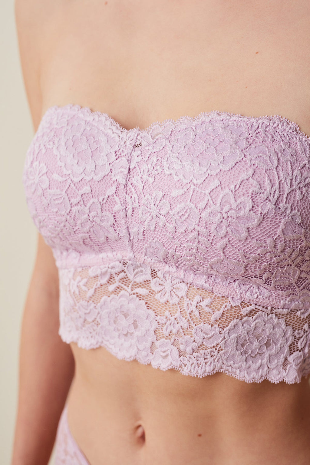 حمالة صدر بدون حمالات