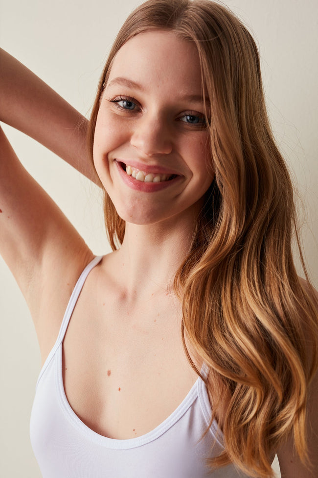 بدي بيزك بحمالات رفيعة Main Image