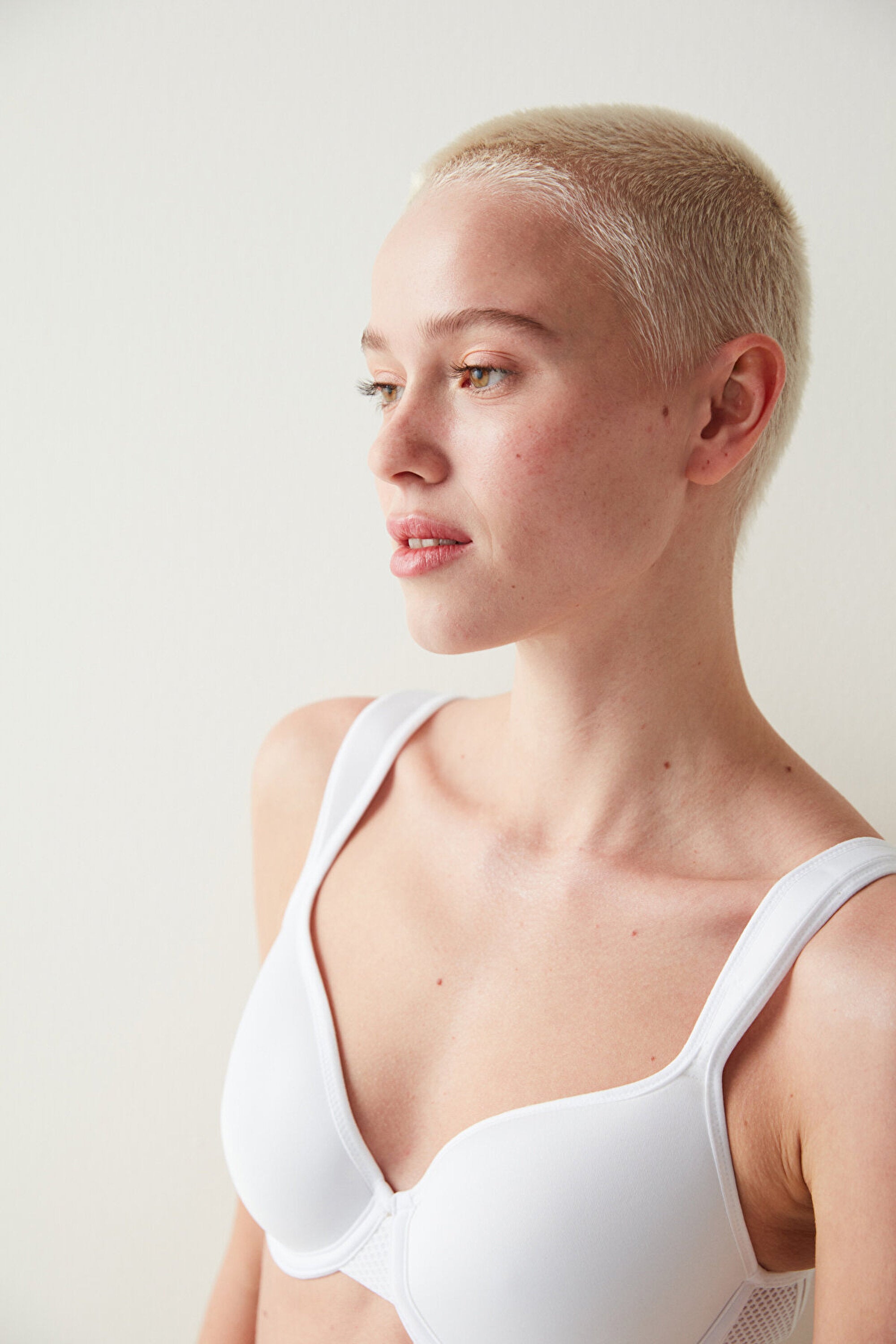 Underwire Unfilled Minimizing Bra