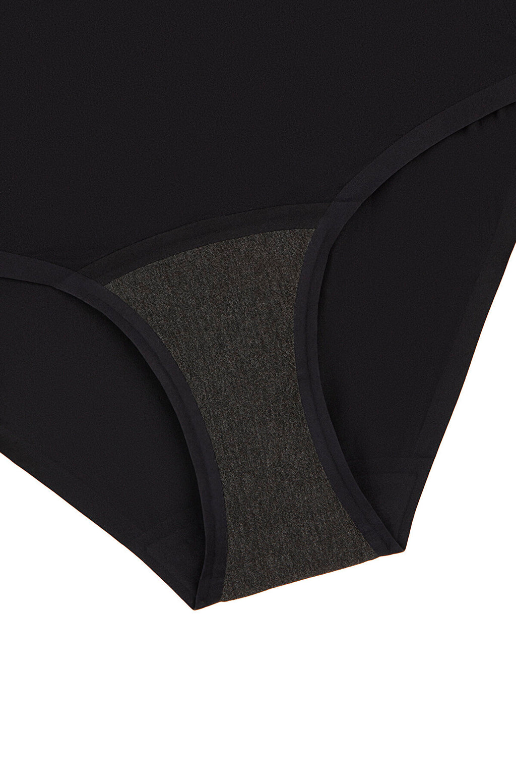 سروال داخلي اسود
