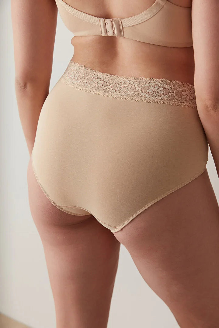 Beauty Cotton Highrise Slip