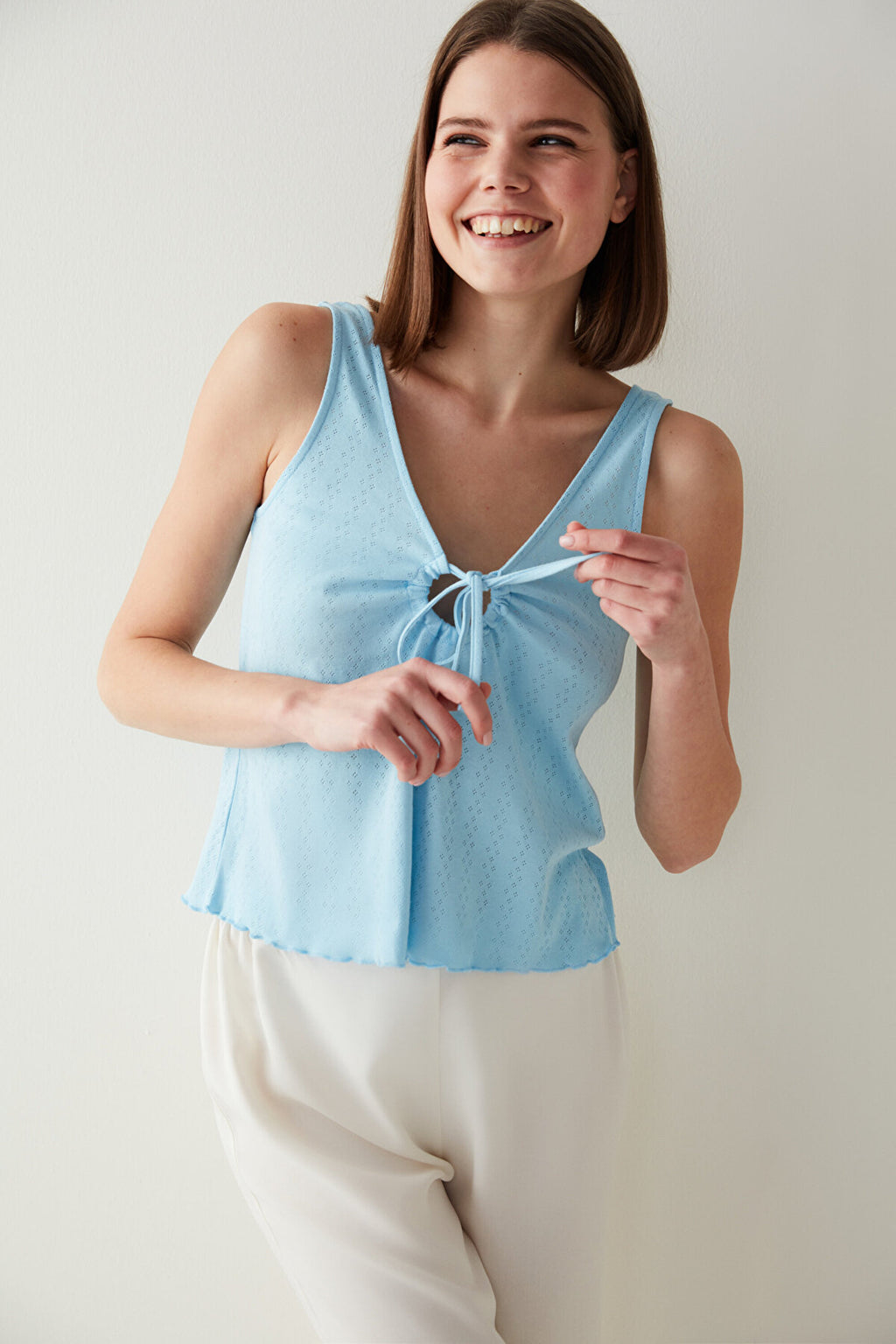 Flora Blue Pointel Atlet