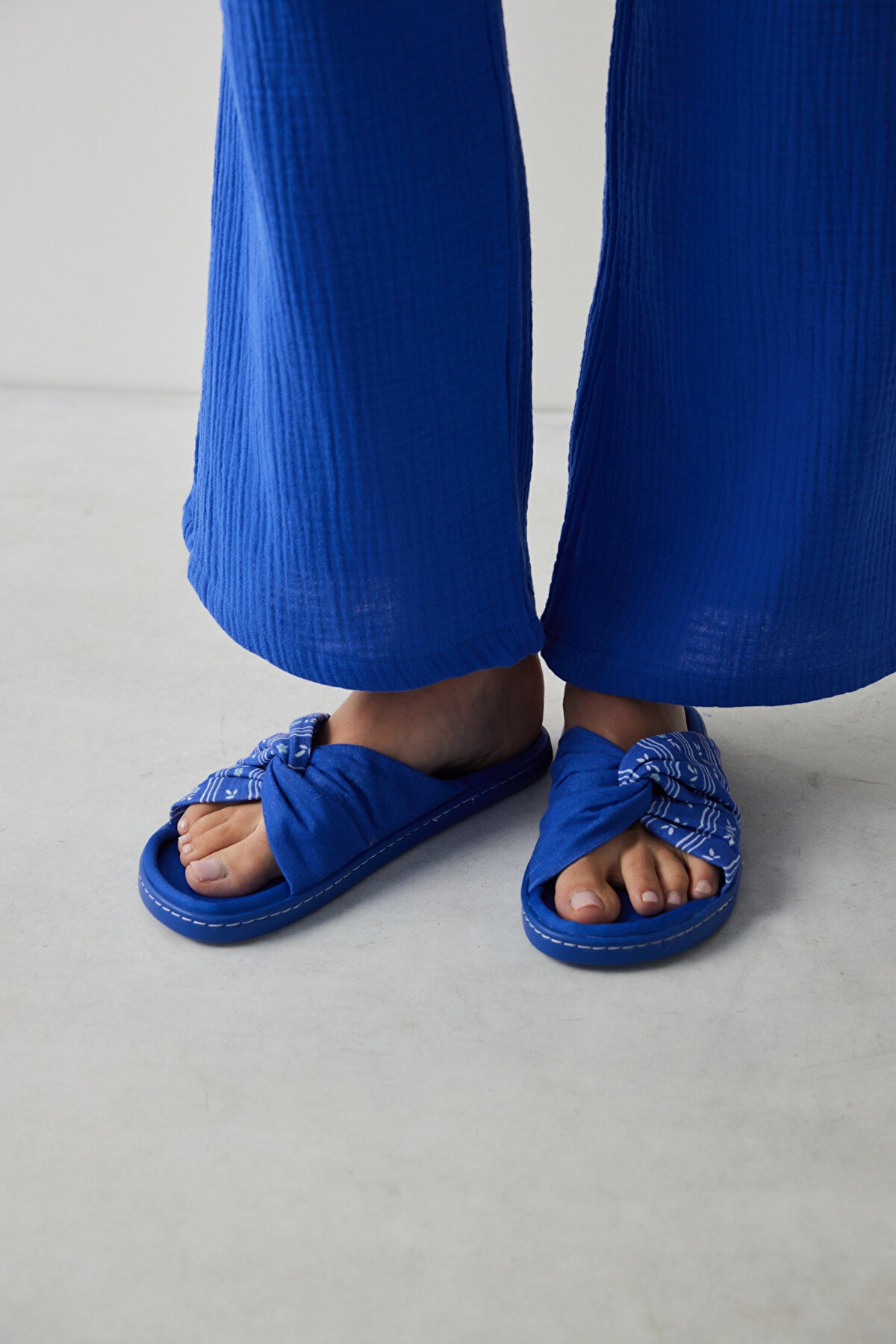 Carrie Slippers