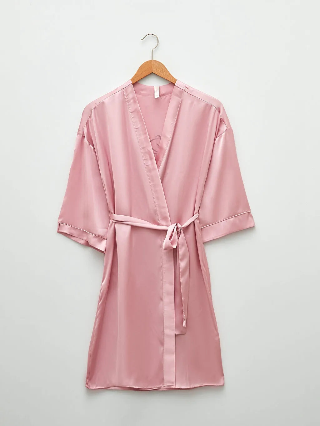 LCW Dream Double Breasted Collar Printed Lacing Detailed Satin Women Dressing Gown