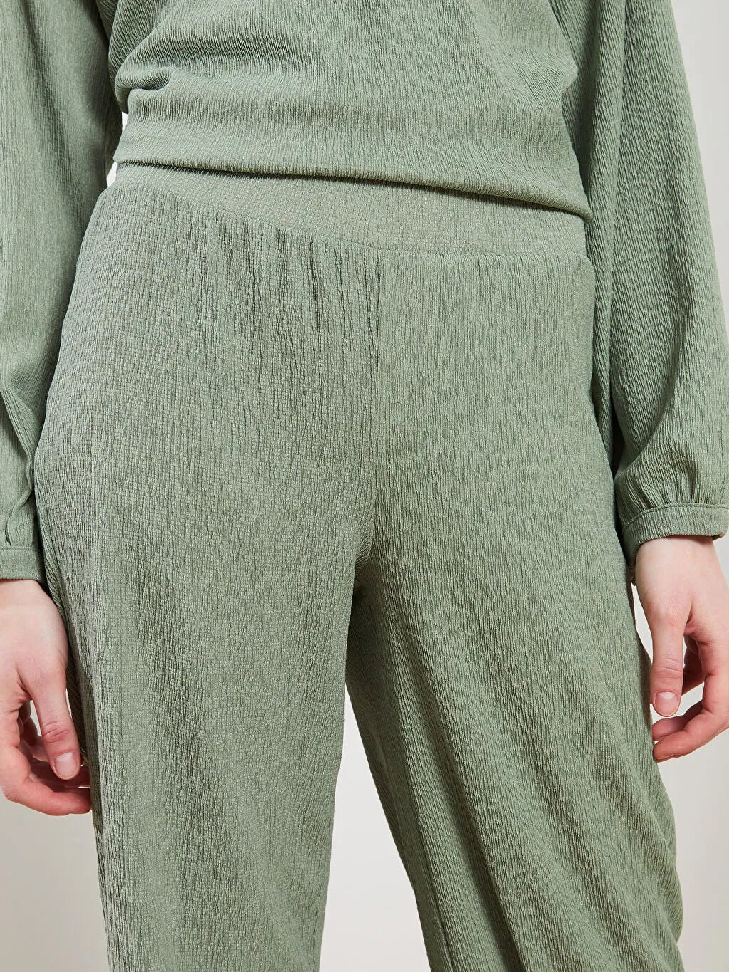 MODEST Elastic Waist Comfortable Pattern Plain Women's Sweatpants