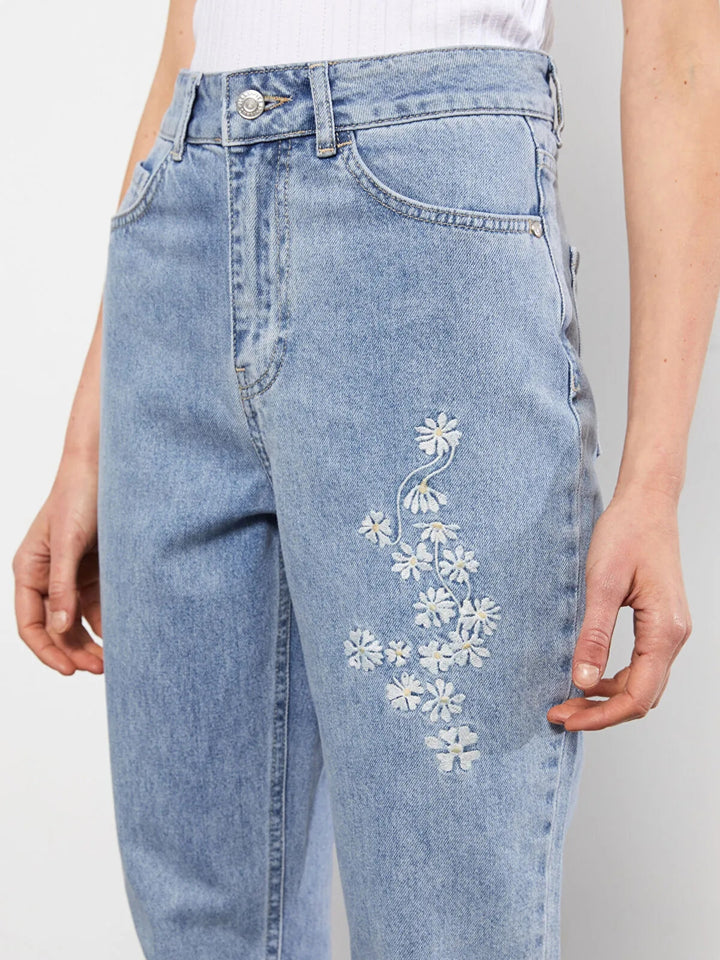 High Waist Mom Fit Embroidered Pocket Detailed Women Rodeo Jeans
