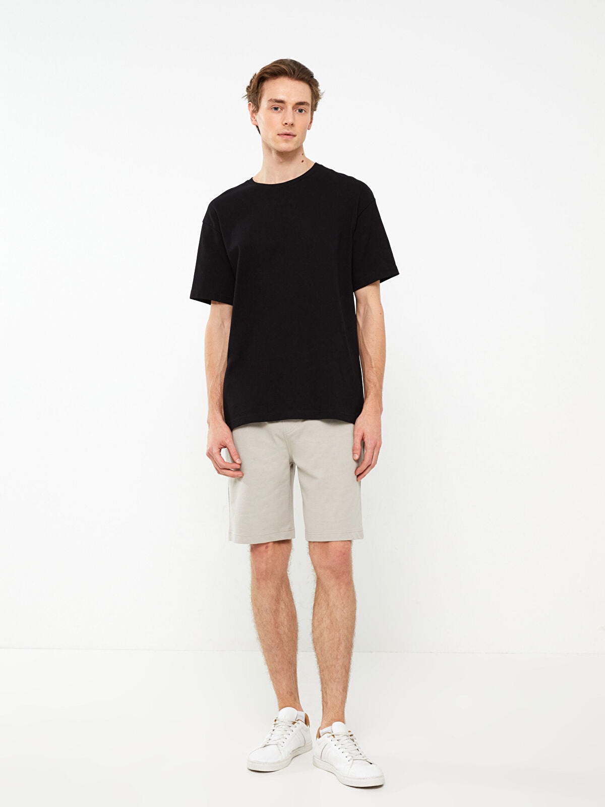 Basic Slim Fit Knitted Men Shorts