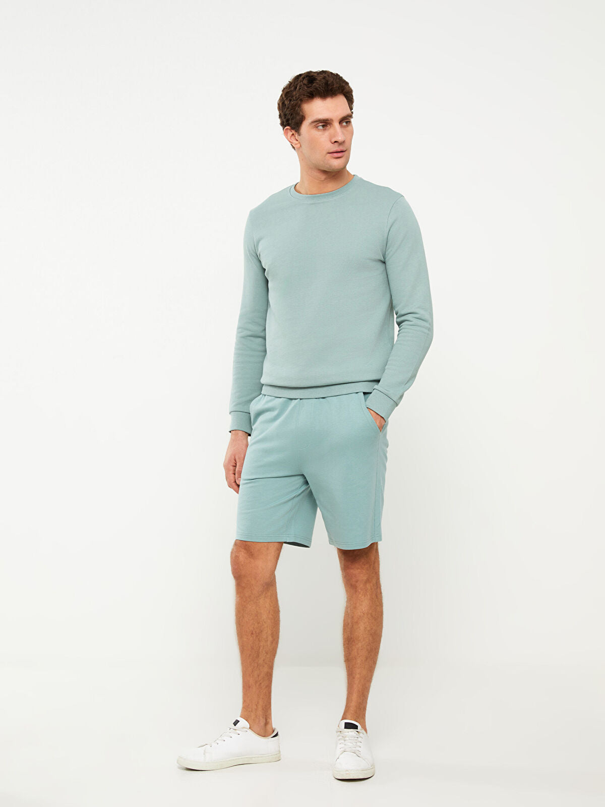 Basic Slim Fit Knitted Men Shorts