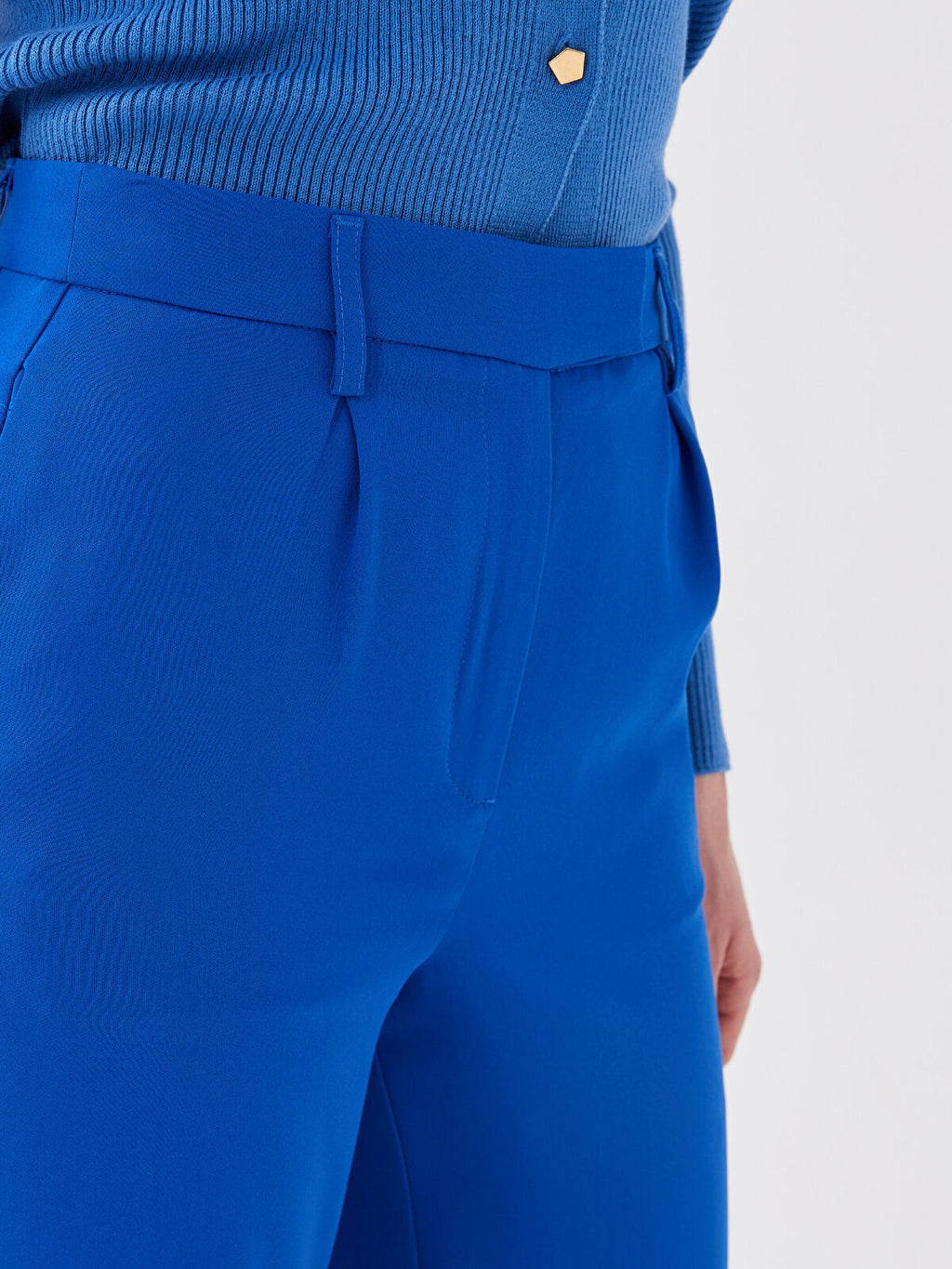 Comfortable Fit Straight Crepe Women Trousers