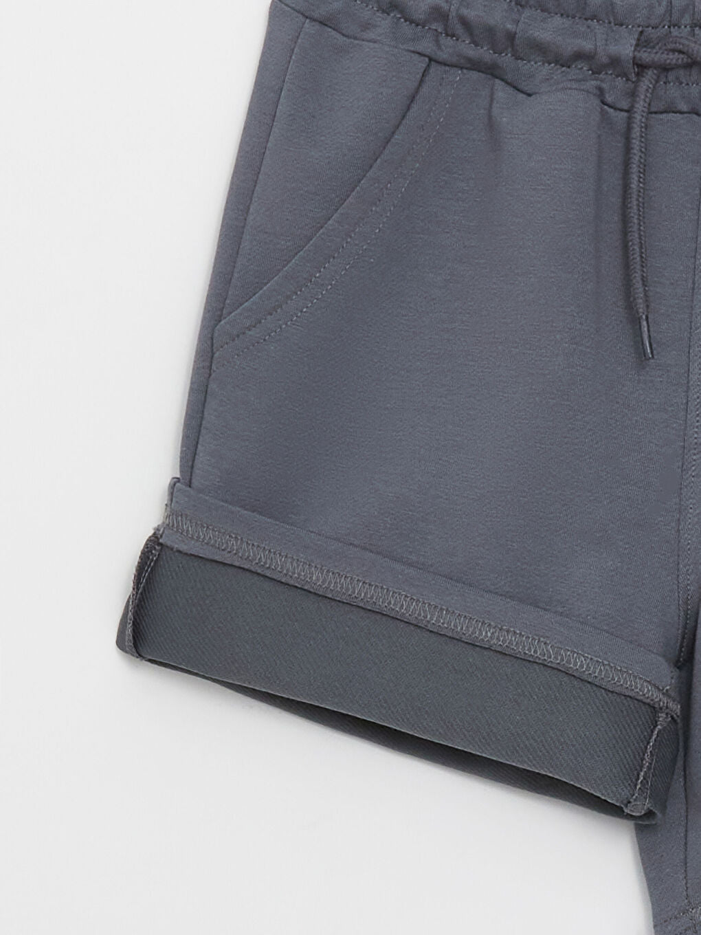 شورت ولادي بخصر مطاطي مطبوع