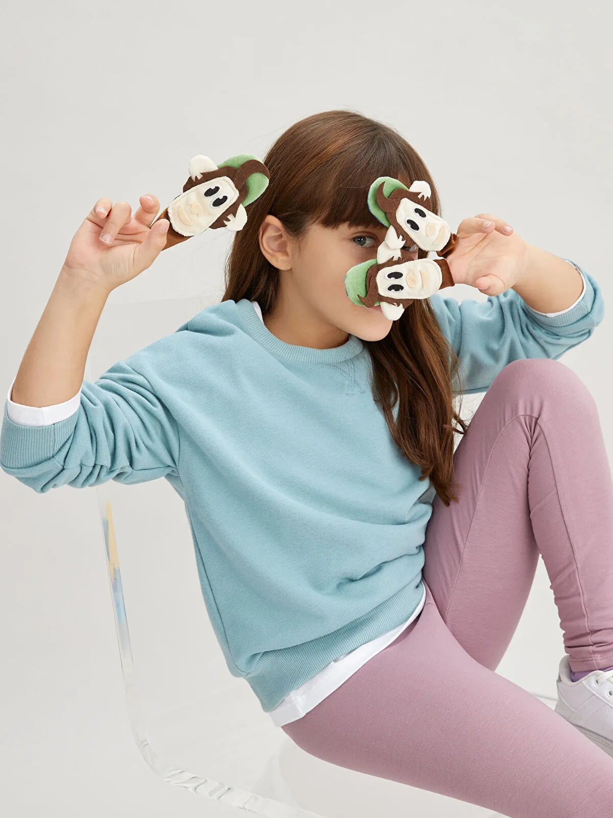 Crew Neck Basic Long Sleeve Girls Sweatshirt