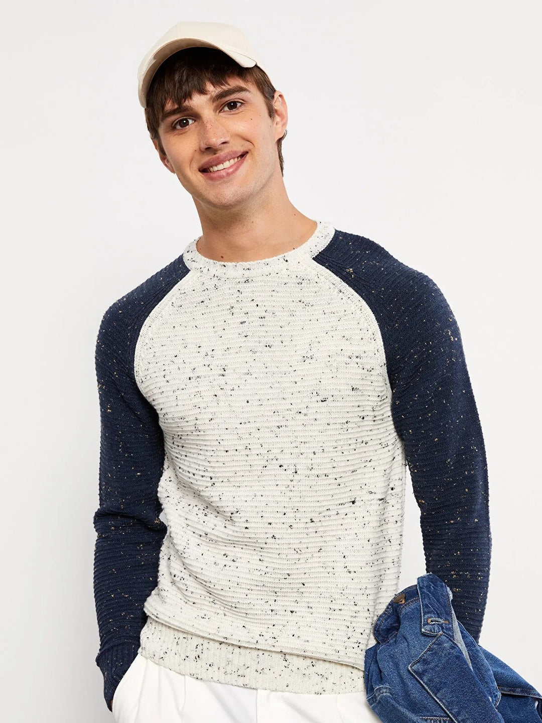 Crew Neck Long Sleeve Men Knit Sweater With Color Block