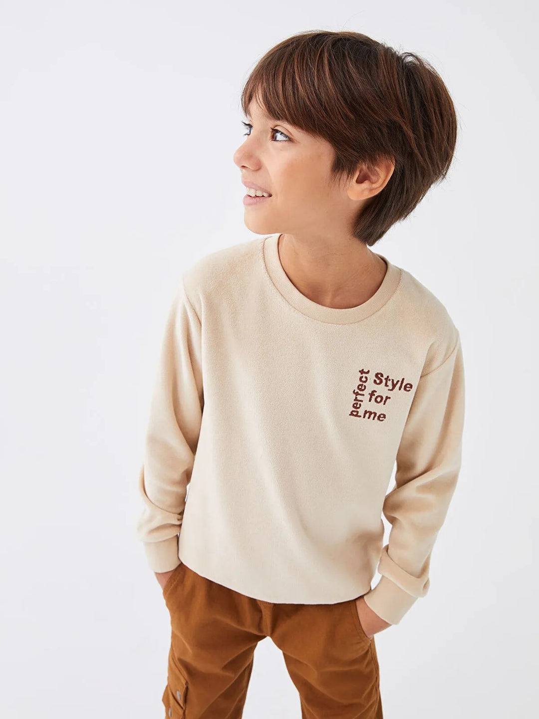 Crew Neck Embroidered Long Sleeve Boy Sweatshirt