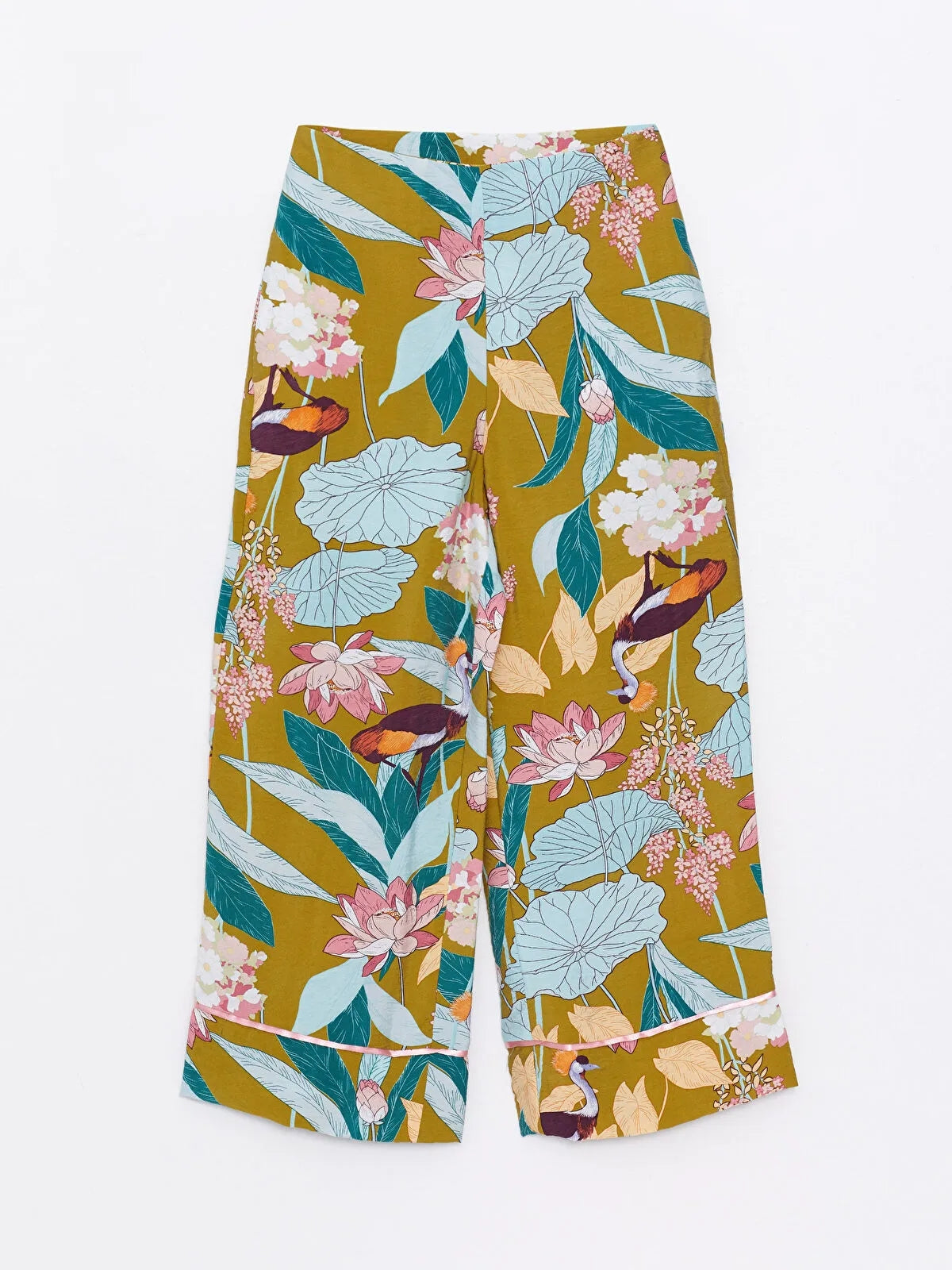 High Waist Standard Fit Floral Women Capri